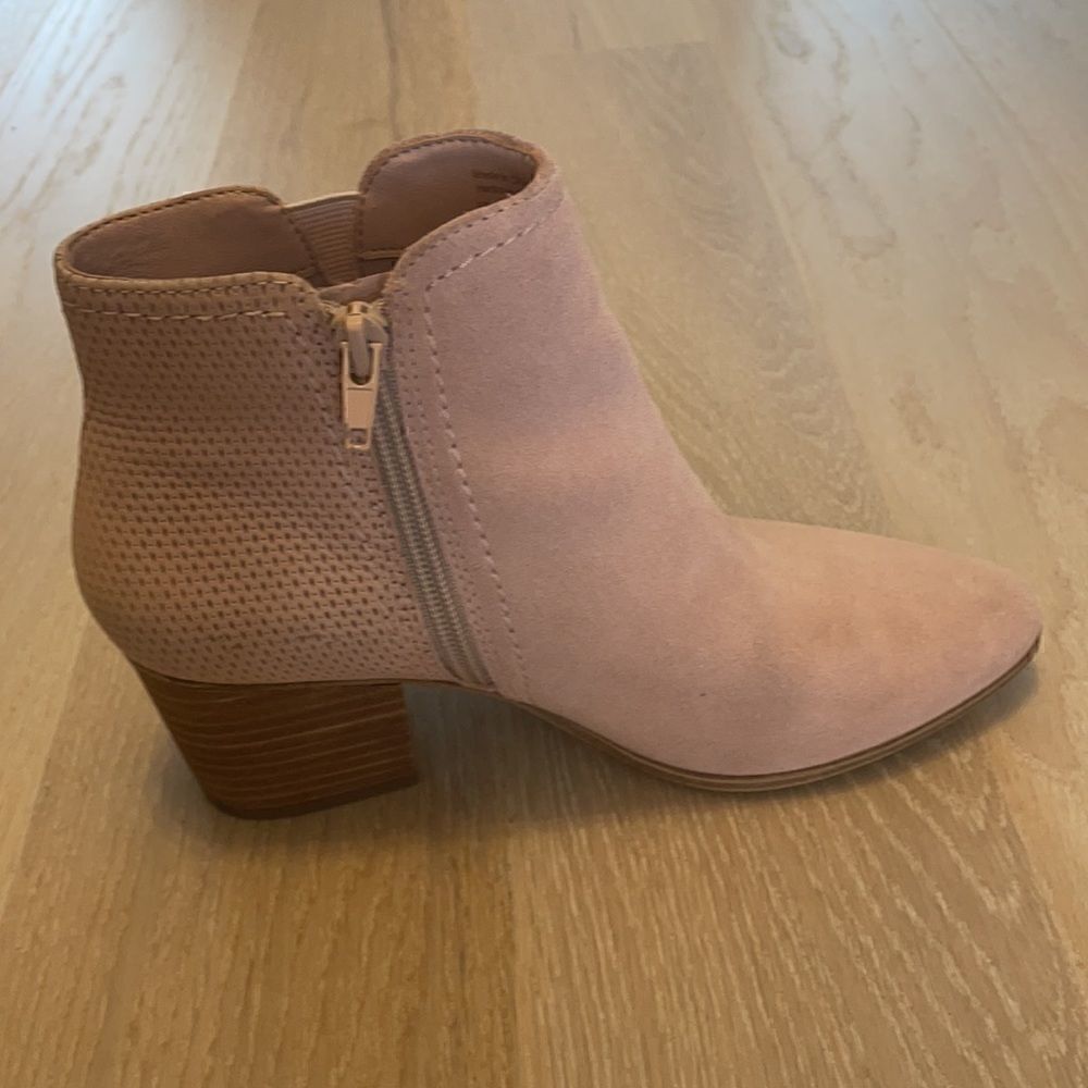 Aldo Pink Suede Booties - Size 6.5 - Picture 5 of 10